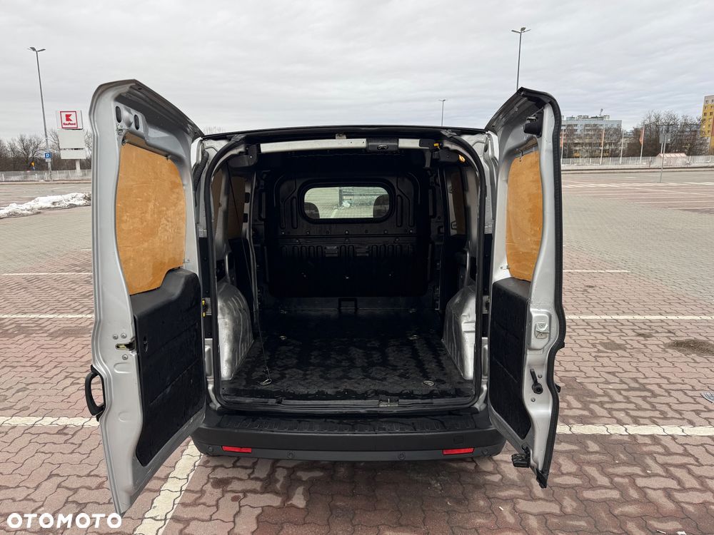 Fiat DOBLO - 12