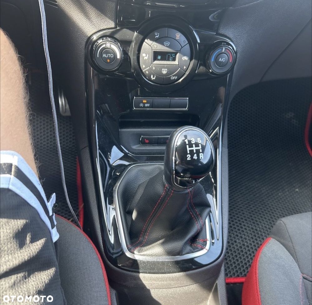 Ford Fiesta 1.0 EcoBoost Black Edition ASS - 32
