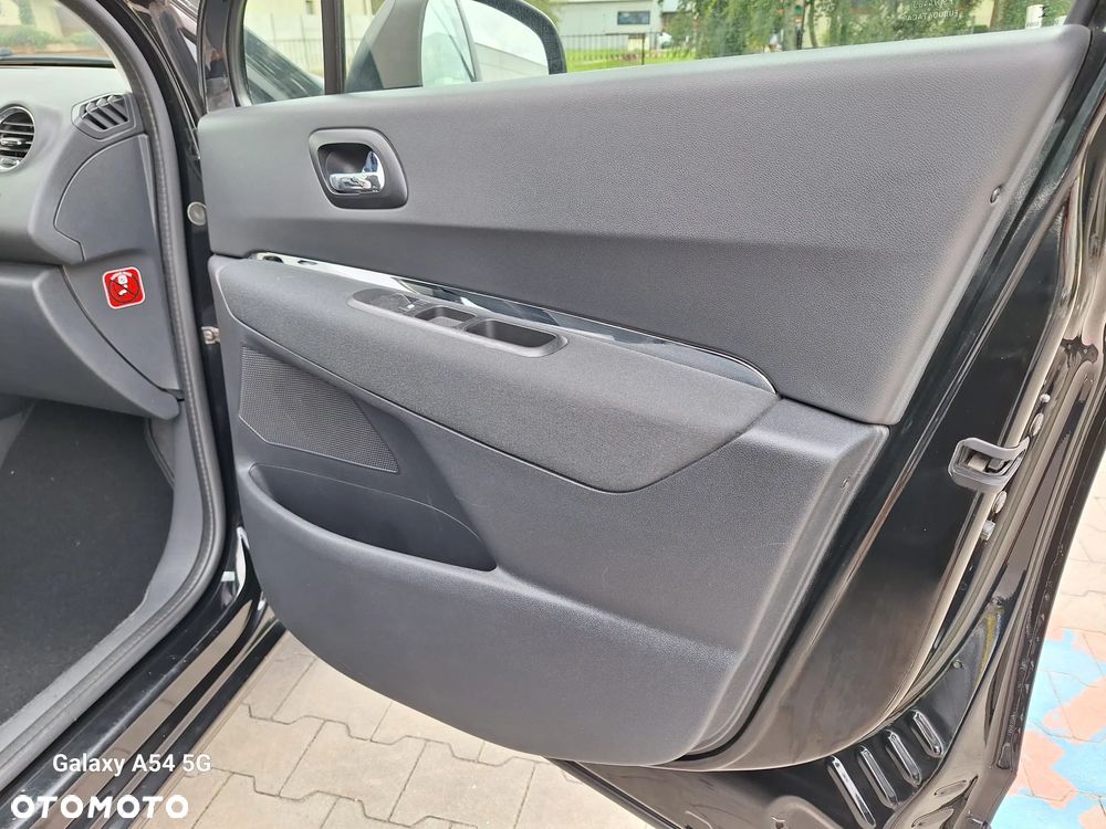 Peugeot 5008 2.0 BlueHDi Active - 21