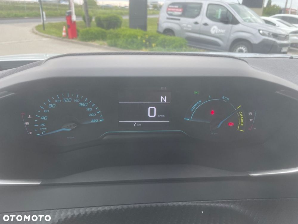 Peugeot 2008 - 15