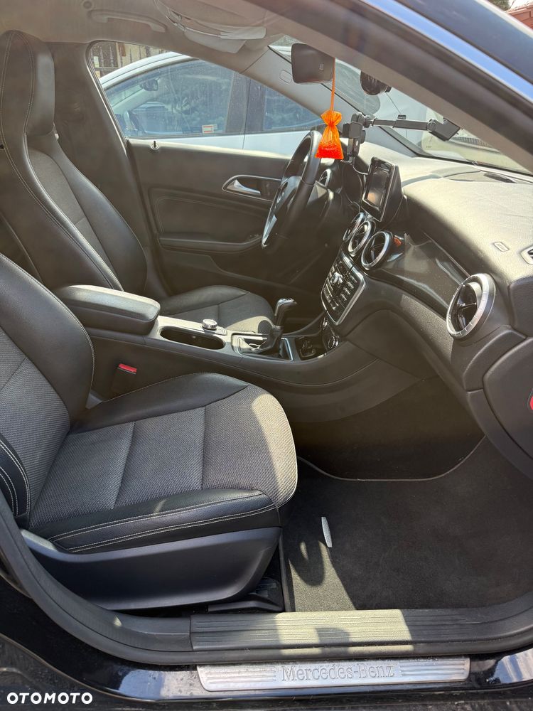 Mercedes-Benz CLA - 18