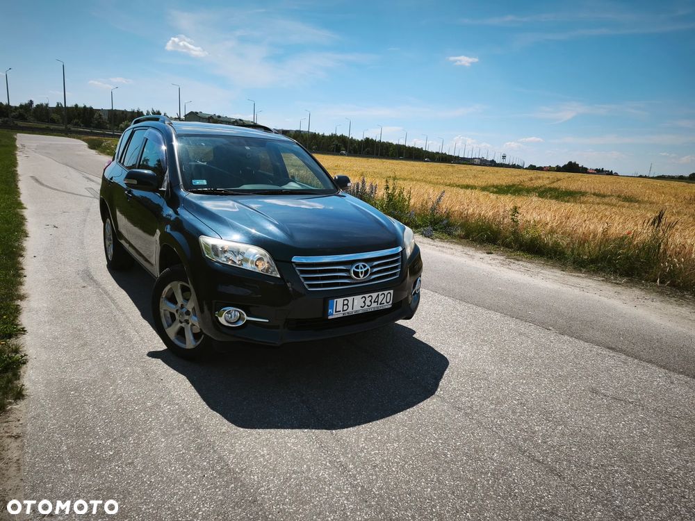 Toyota RAV4 2.2 D-4D Prestige - 17