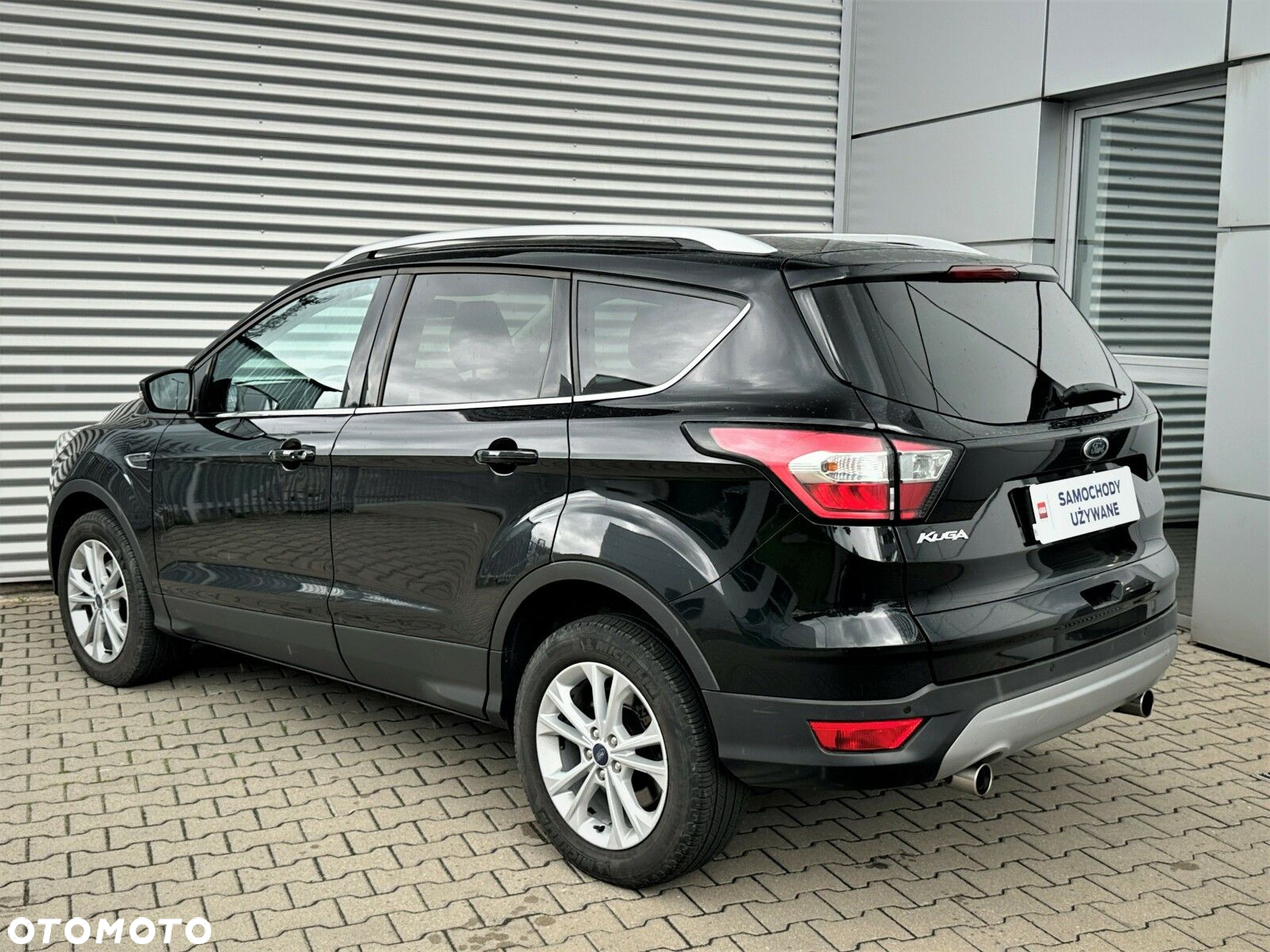 Ford Kuga - 10