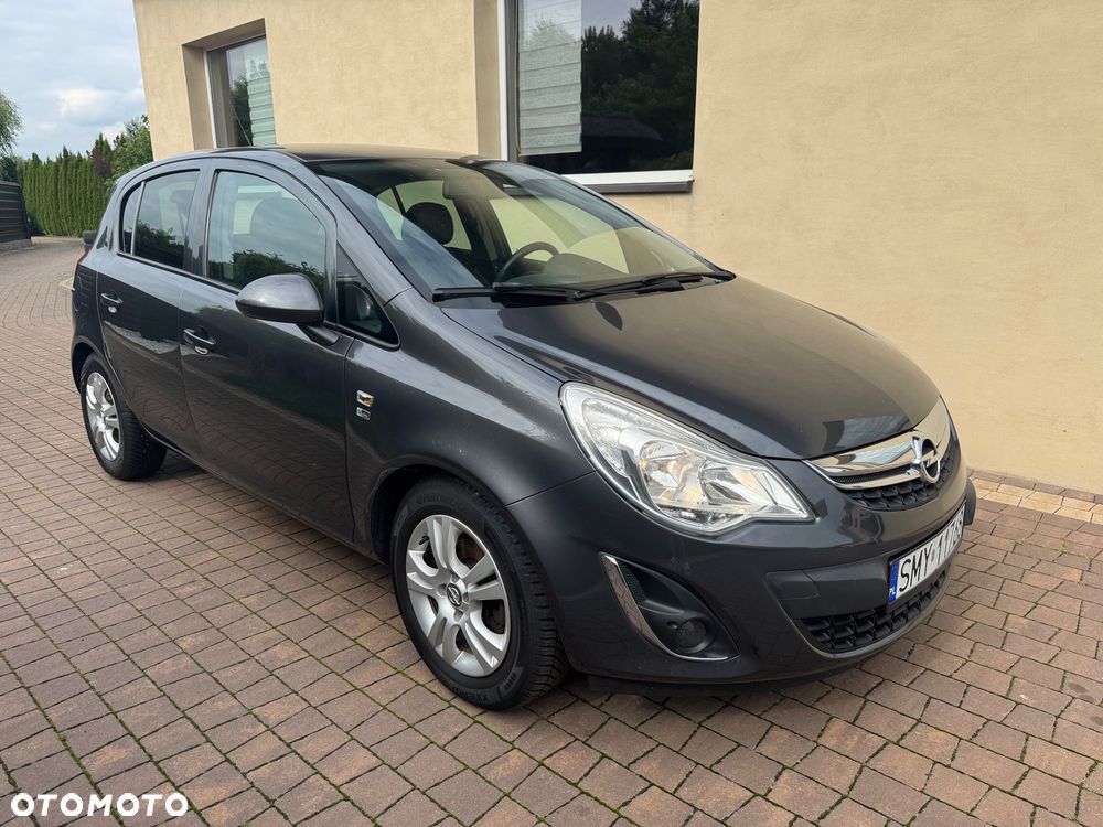 Opel Corsa 1.4 16V 150 Jahre - 4