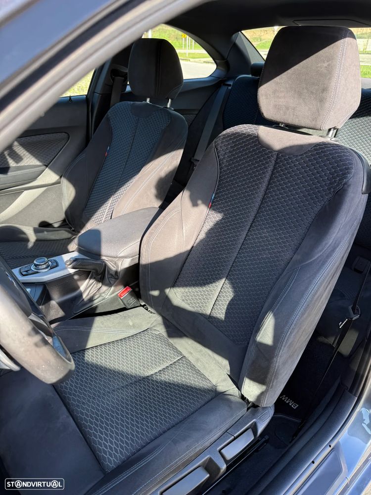 BMW 220 d Coupe Pack M Auto - 11