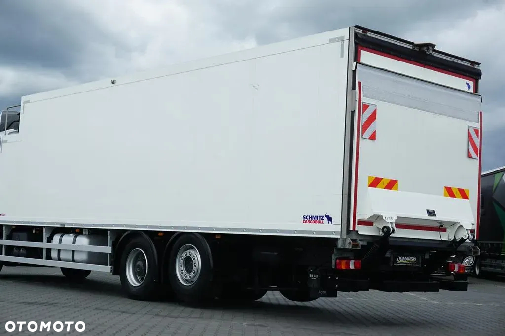 Mercedes-Benz ANTOS / 2535 / EURO 6 / CHŁODNIA + WINDA / 23 PALETY / OŚ SKRĘTNA - 39