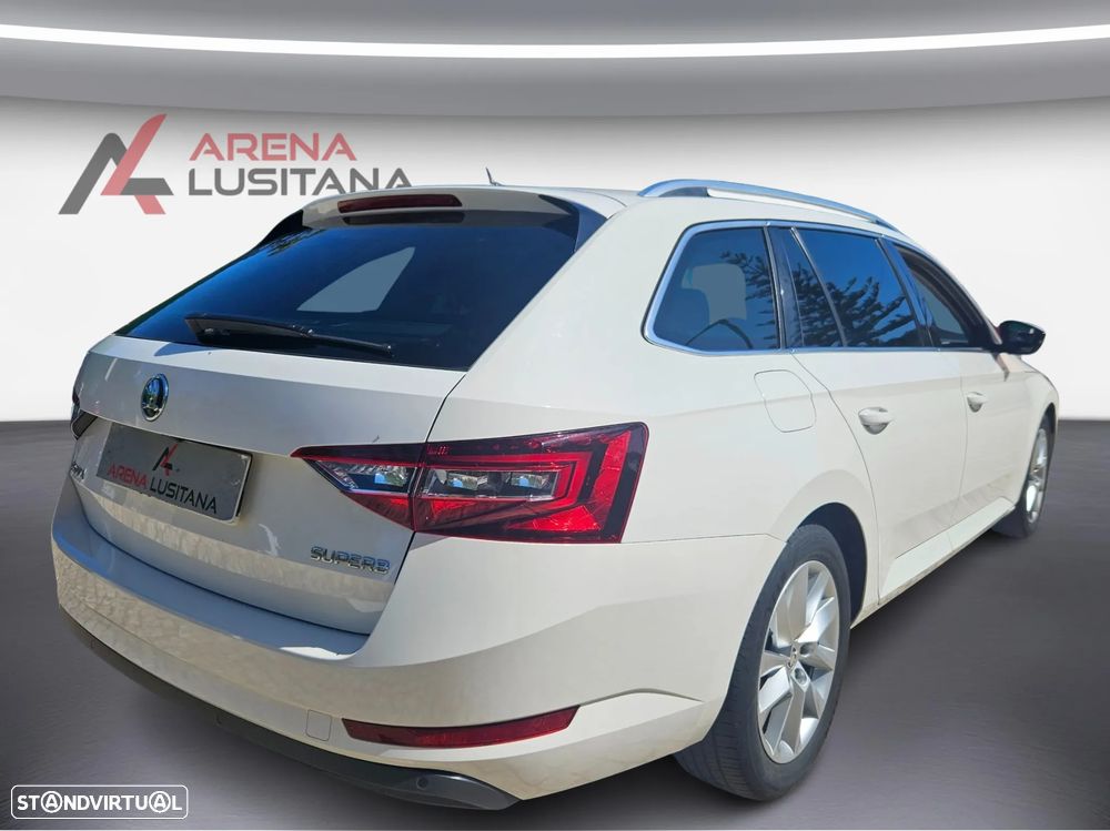 Skoda Superb Break 1.6 TDI Style - 12