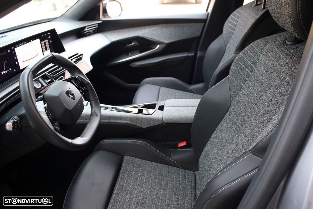 Peugeot 3008 1.2 Hybrid Allure e-DCS6 - 14