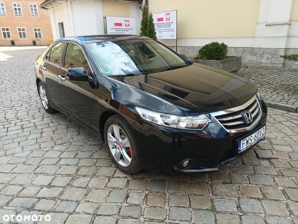 Honda Accord 2.0 Elegance 50 Jahre Edition - 23