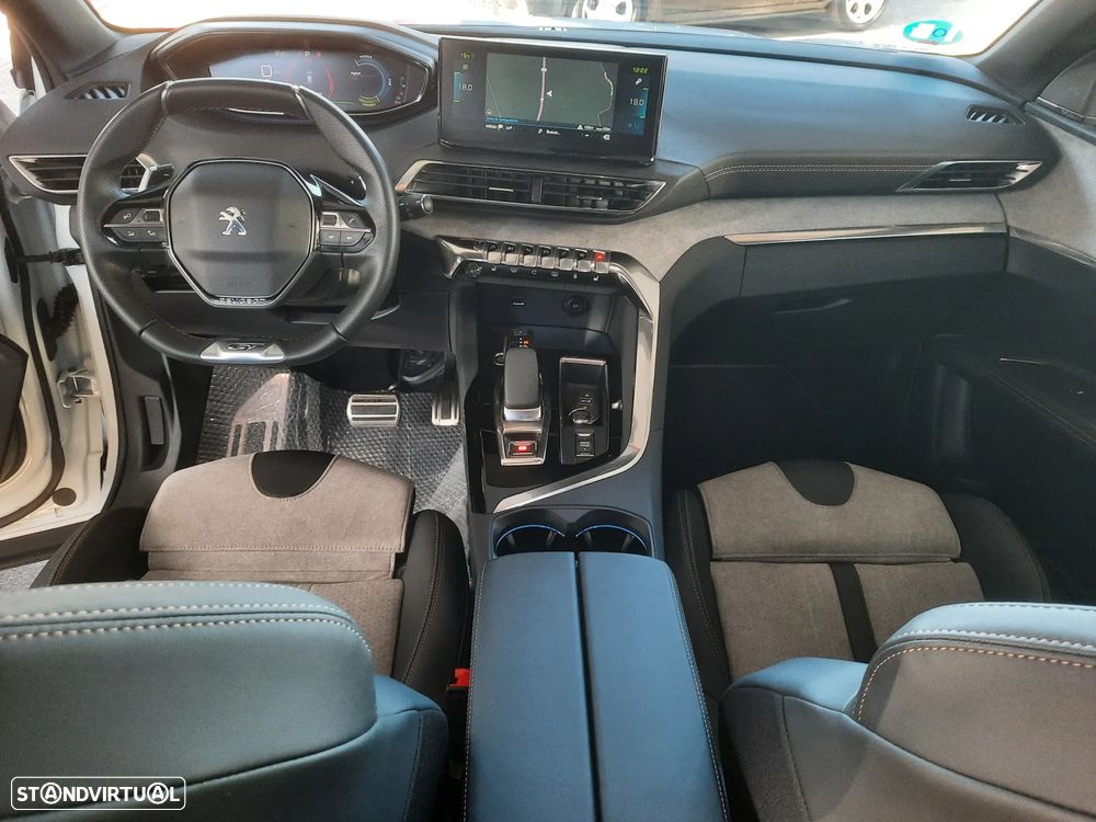 Peugeot 3008 1.6 Hybrid GT Pack e-EAT8 - 37