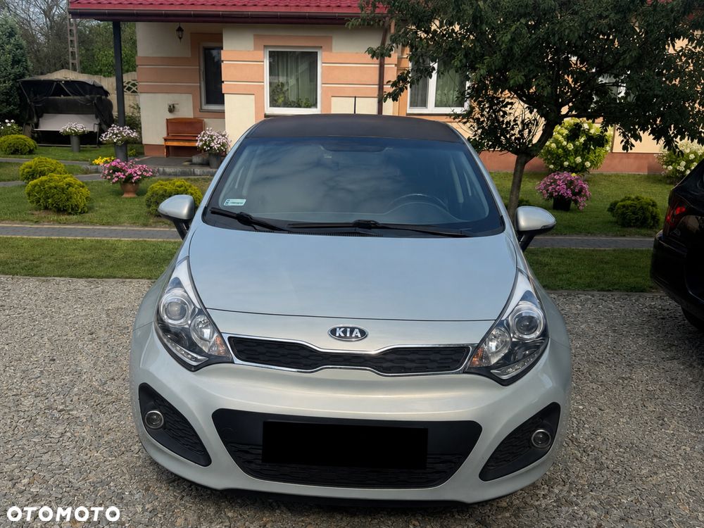Kia Rio - 1