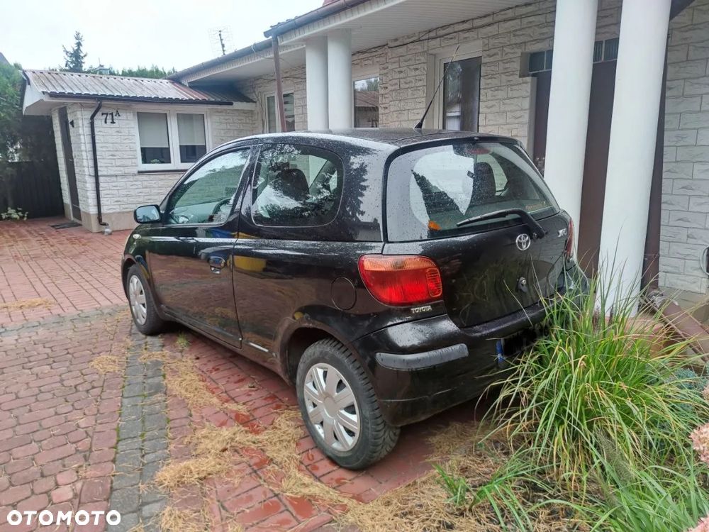 Toyota Yaris - 6