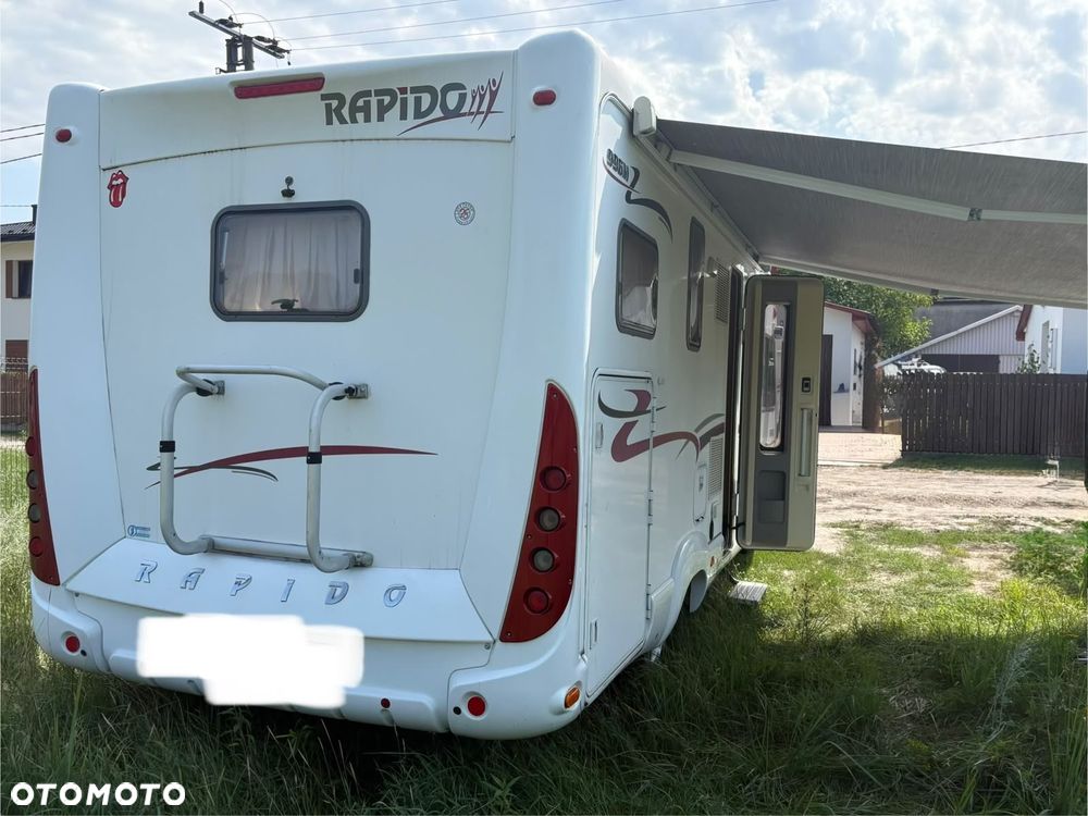 Mercedes-Benz Rapido - 17