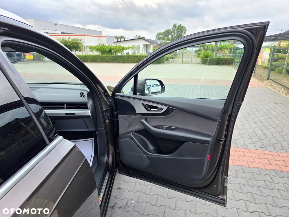 Audi Q7 - 18