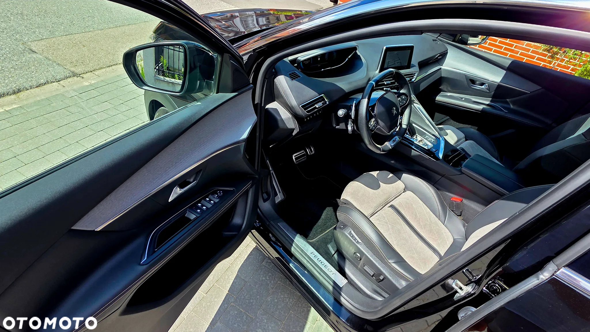 Peugeot 3008 1.6 PureTech Hybrid4 PHEV GT S&S EAT8 - 13