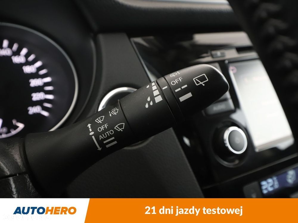 Nissan Qashqai - 27