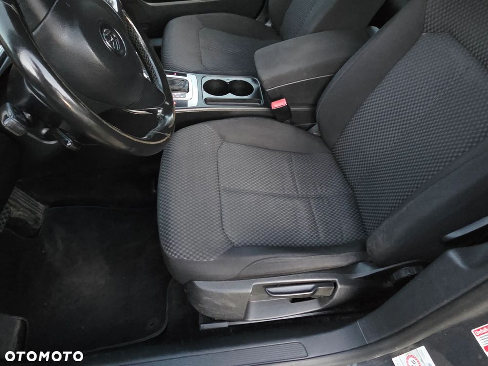 Volkswagen Passat 2.0 TDI Comfortline DSG - 7