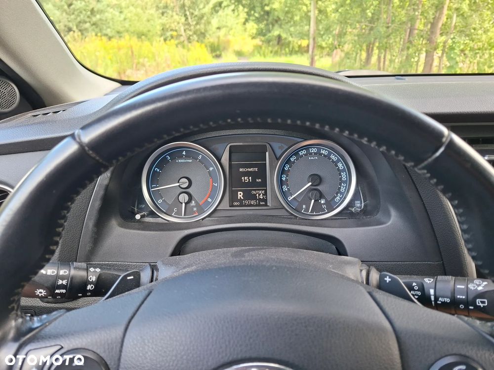 Toyota Auris 1.6 Prestige MM - 8