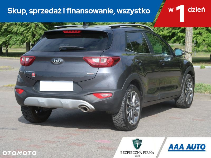Kia Stonic - 6