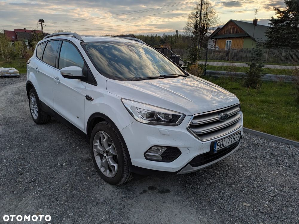 Ford Kuga 2.0 TDCi 4x4 Titanium - 3