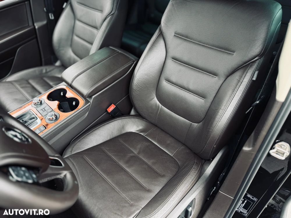Volkswagen Touareg - 15