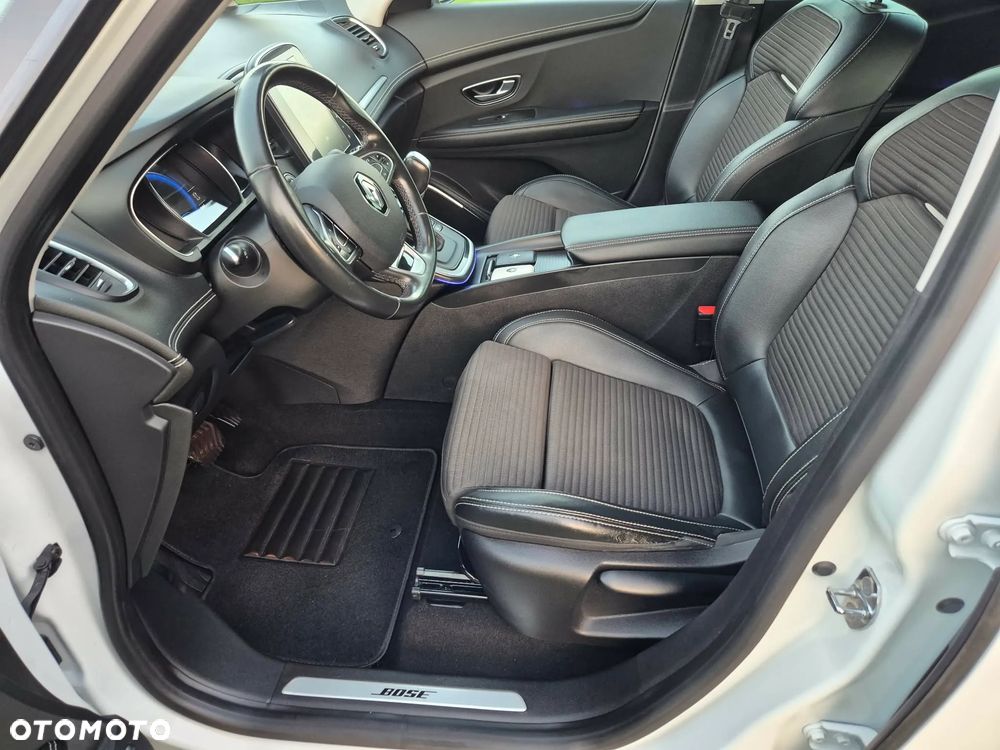 Renault Scenic BLUE dCi 120 EDC BOSE EDITION - 13