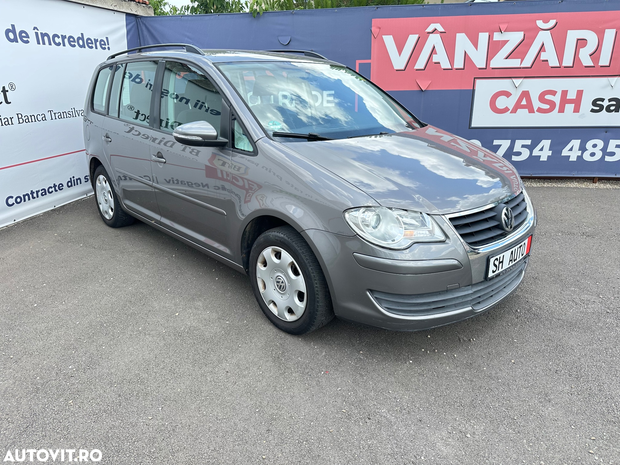 Volkswagen Touran 1.6 Trendline - 3