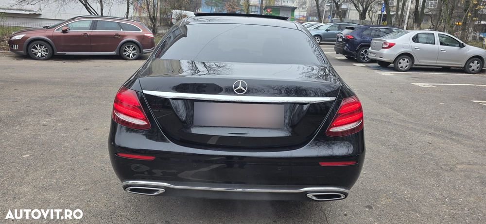 Mercedes-Benz E 220 d 9G-TRONIC AMG Line - 9