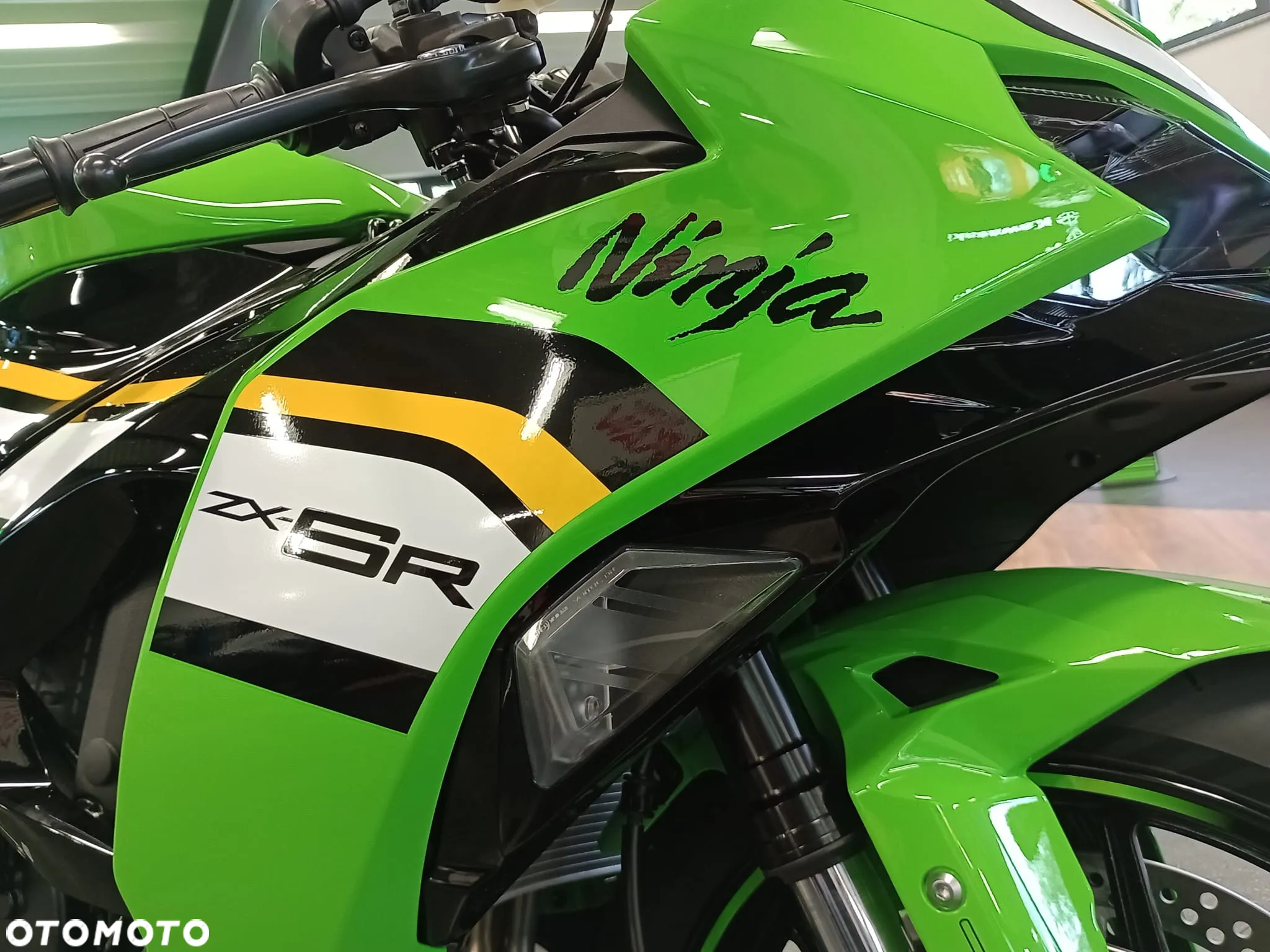 Kawasaki ZX - 3