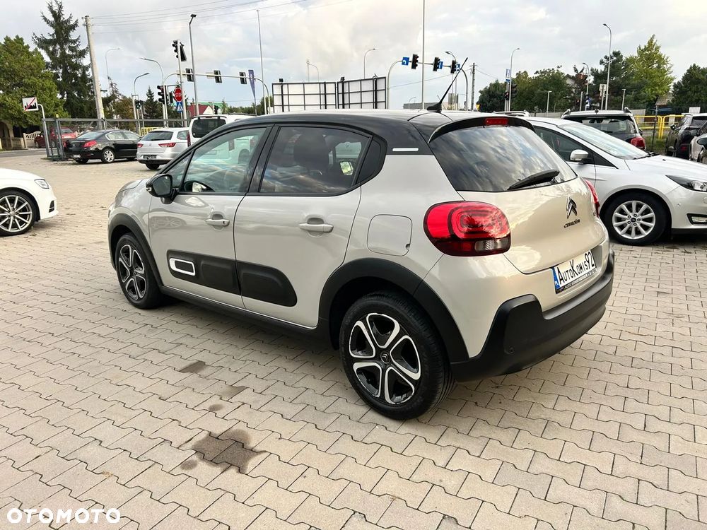 Citroën C3 1.2 PureTech Shine - 10