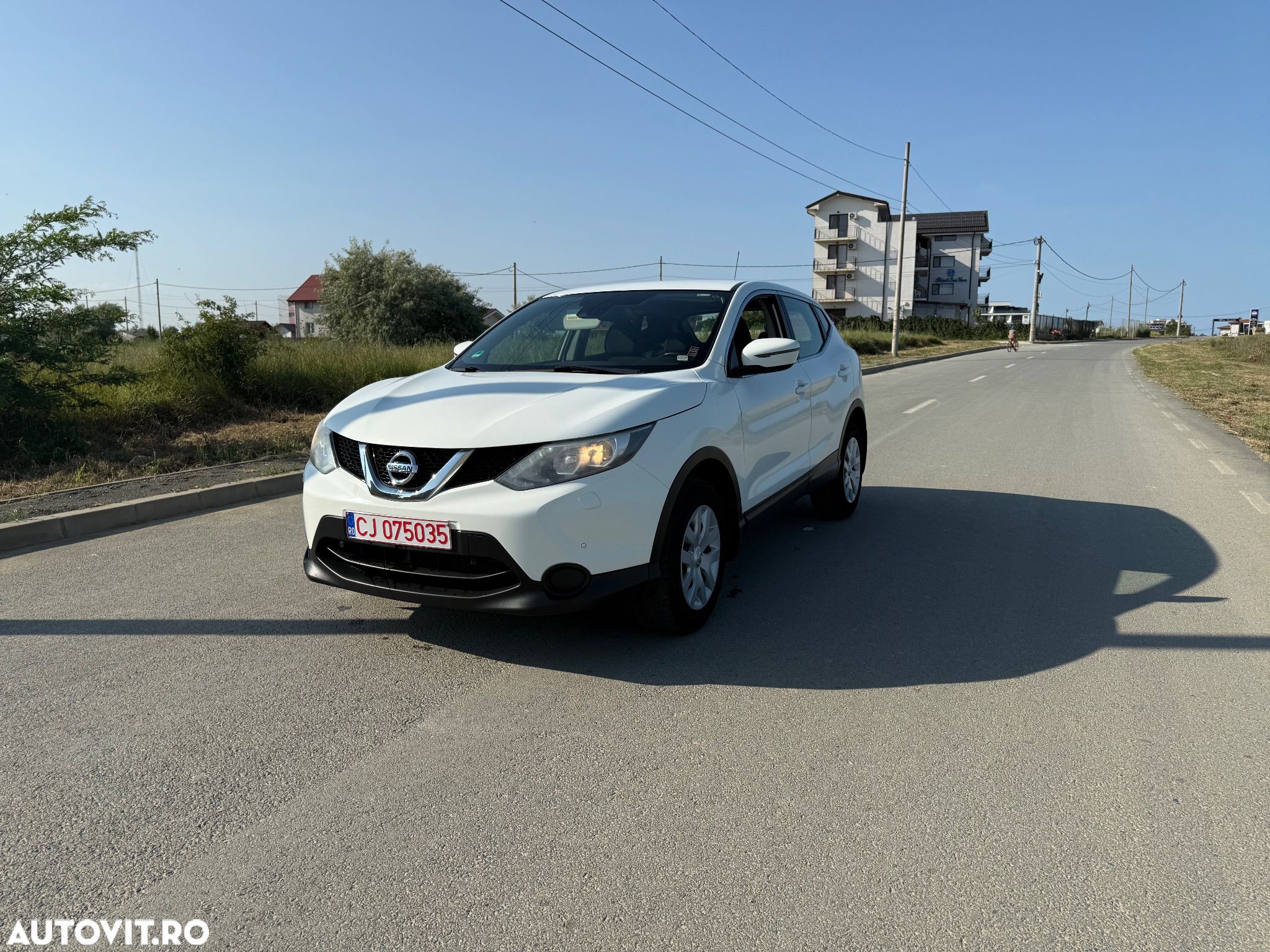 Nissan Qashqai 1.2 DIG-T N-Connecta - 1
