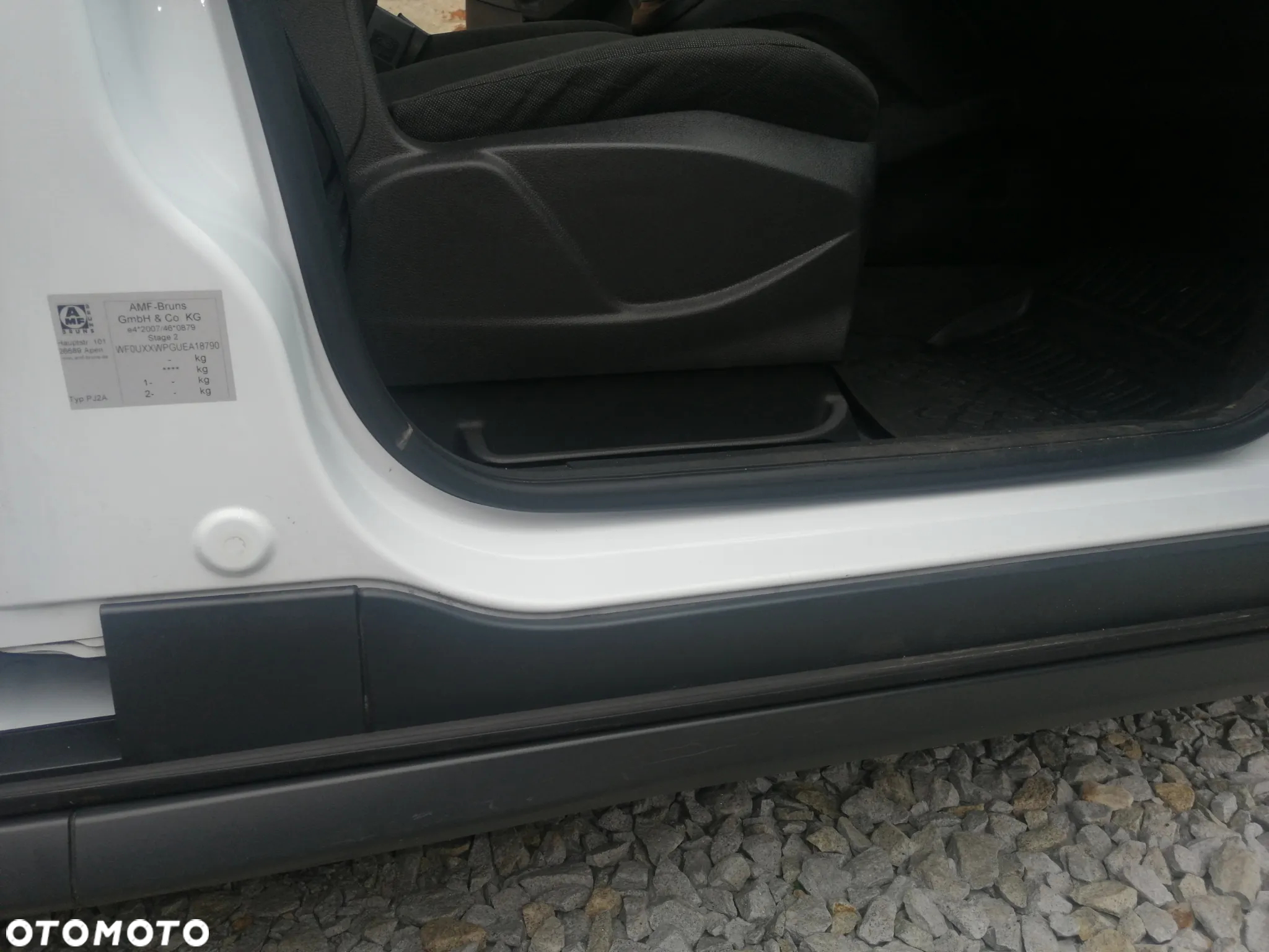 Ford Tourneo Connect - 23