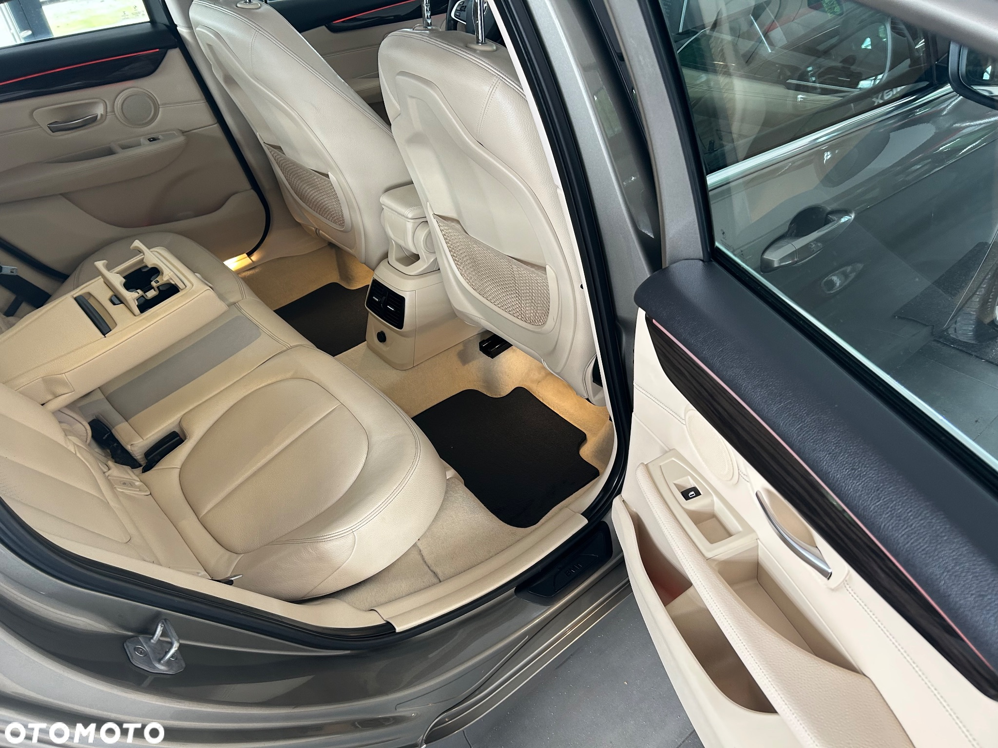 BMW Seria 2 220i Active Tourer Luxury Line - 26