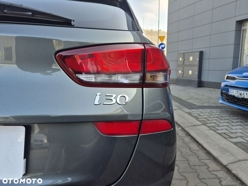 Hyundai i30 1.0 T-GDI Smart - 13