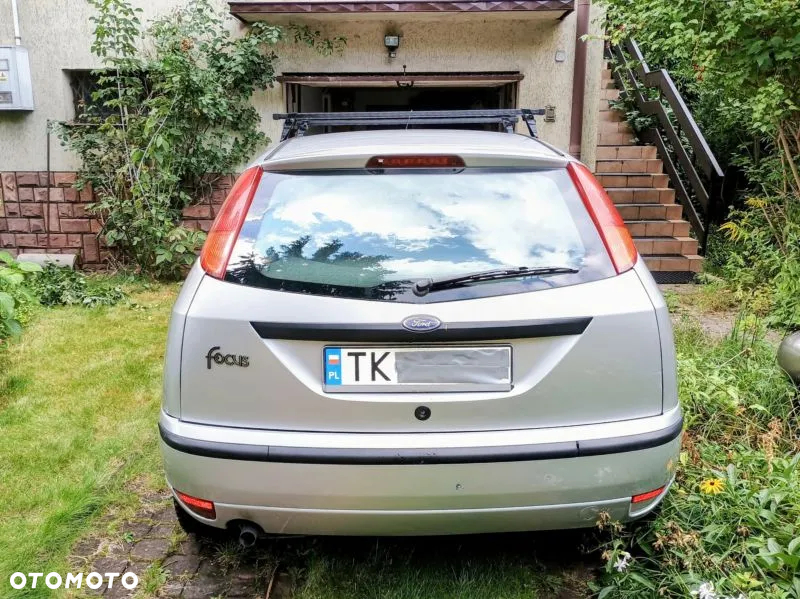 Ford Focus 1.6 Ambiente - 3
