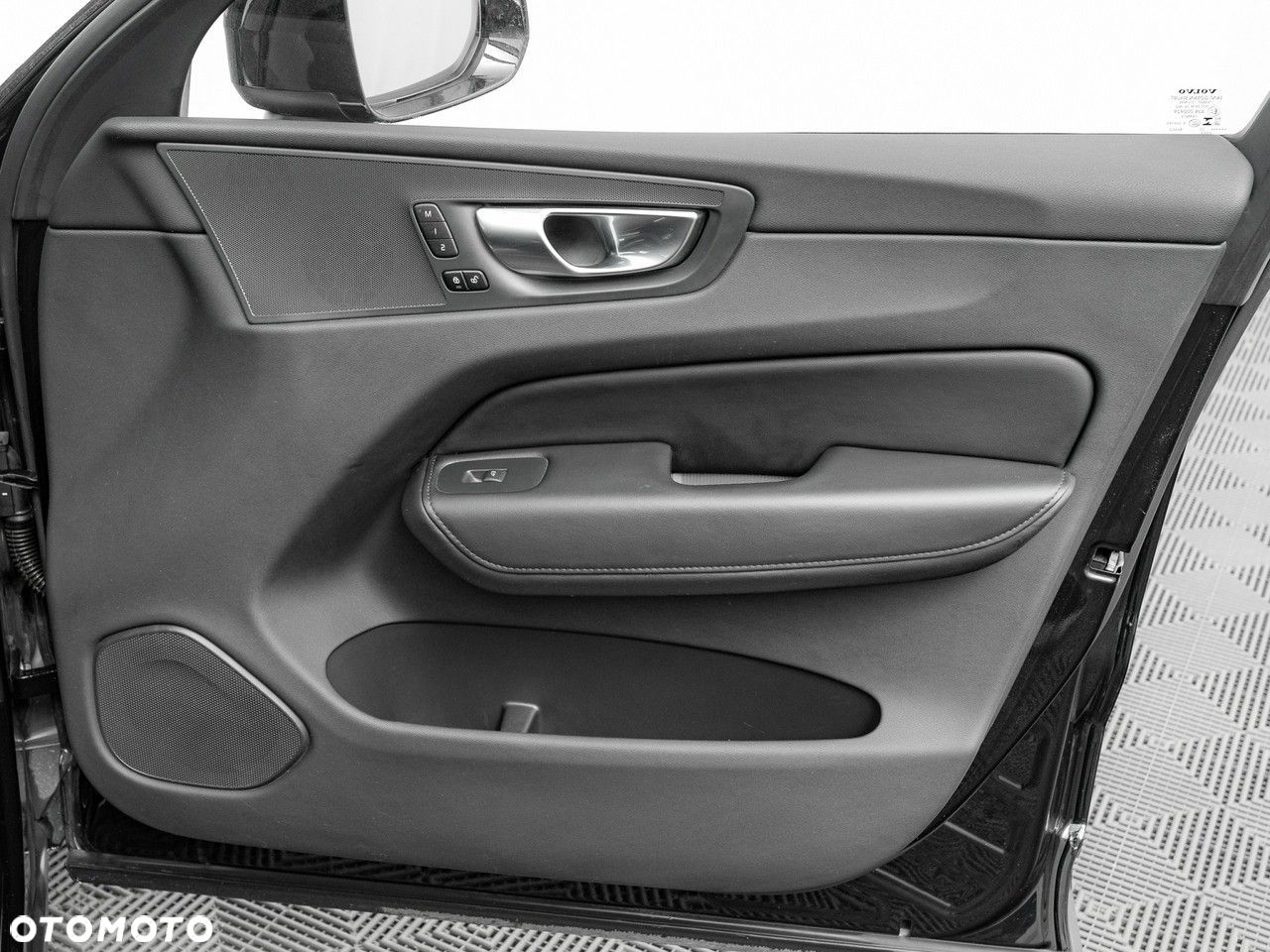 Volvo XC 60 - 32