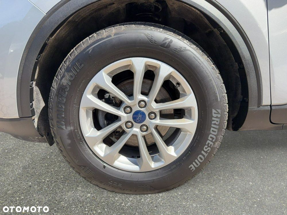Ford Kuga - 9