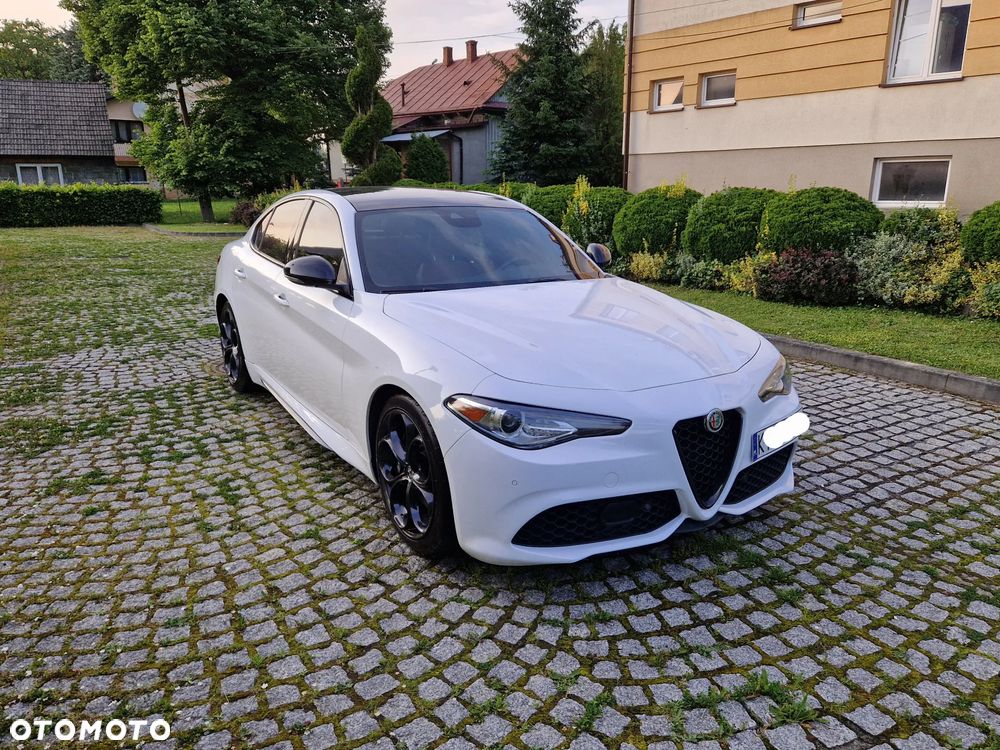 Alfa Romeo Giulia 2.0 Turbo 16V AT8 Veloce Ti - 6