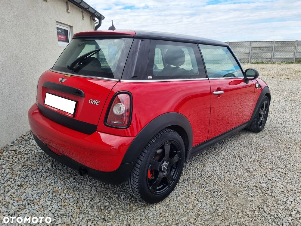 MINI ONE - 4
