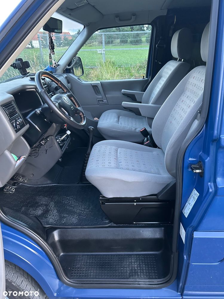 Volkswagen transporter - 13