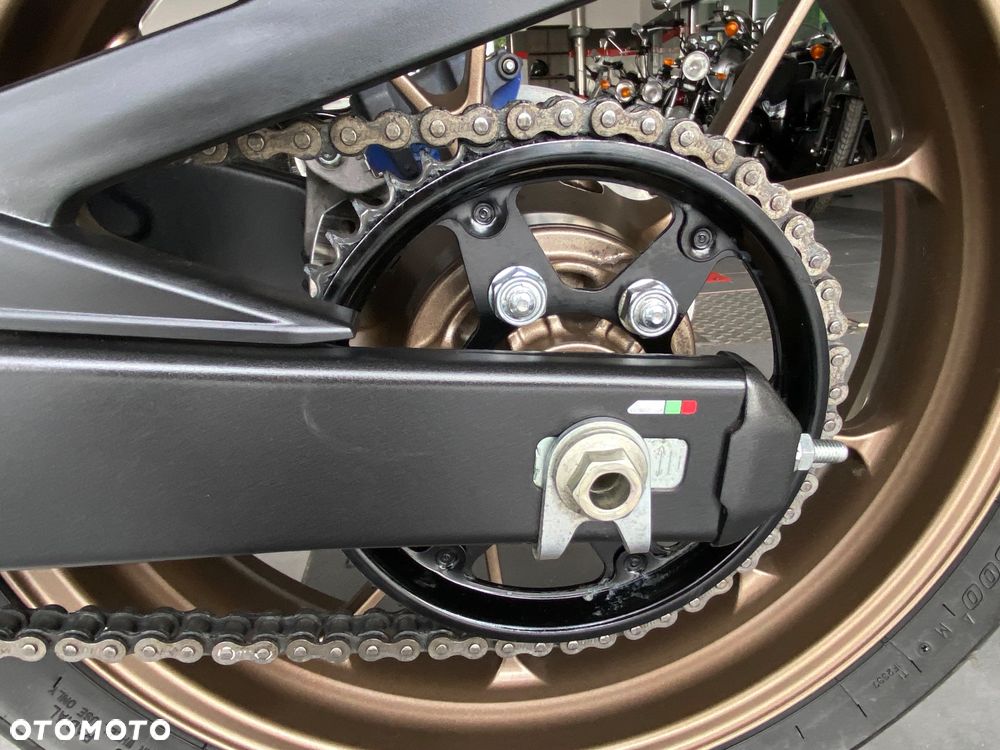 Honda CBR - 10