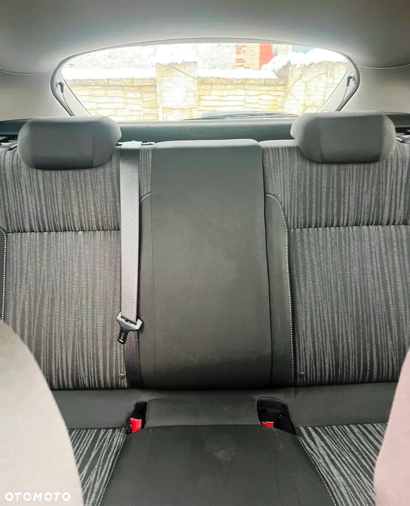 Opel Astra 1.6 Easytronic Edition 111 Jahre - 17