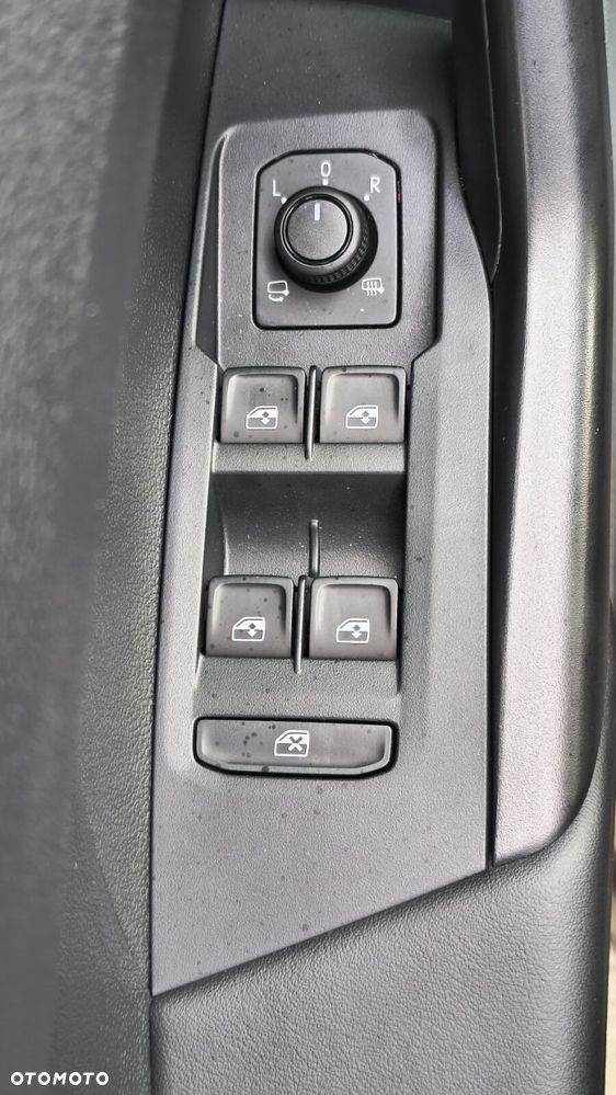 Volkswagen T-Cross - 10