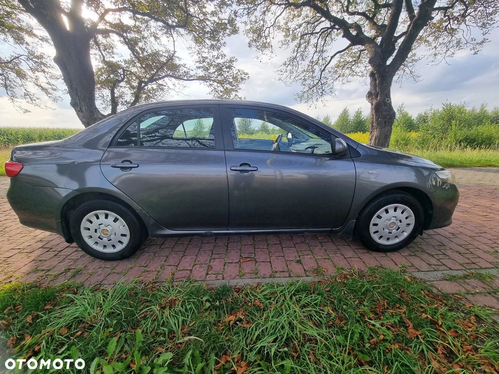 Toyota Corolla 1.6 VVT-i Terra Start - 21
