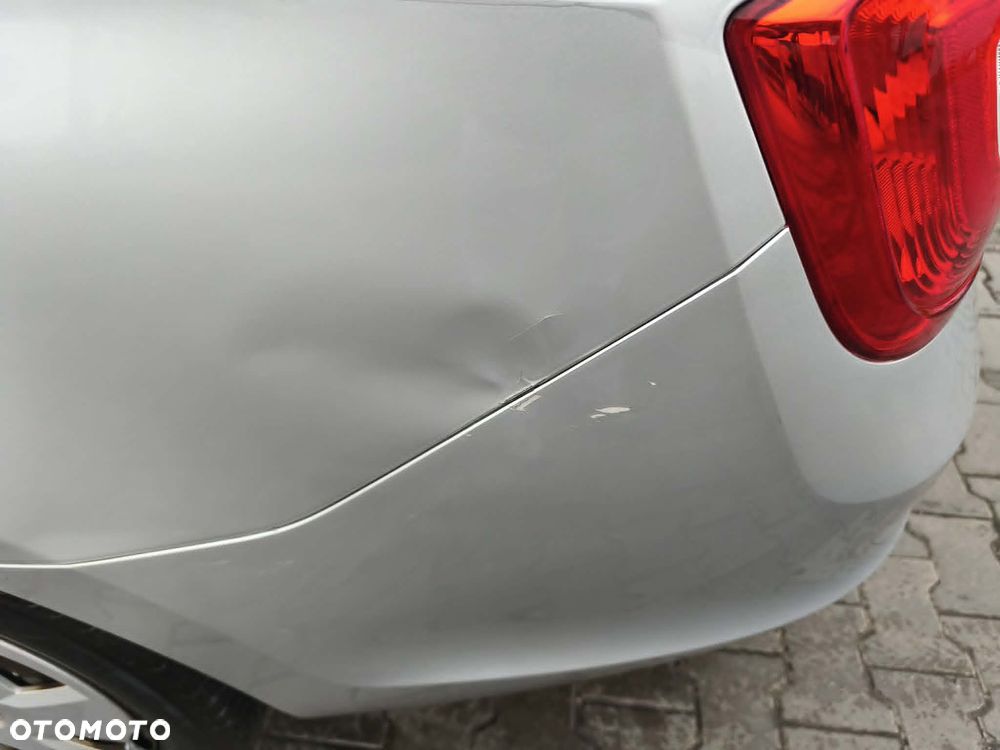 Skoda RAPID 1.6 TDI DPF Ambition - 17
