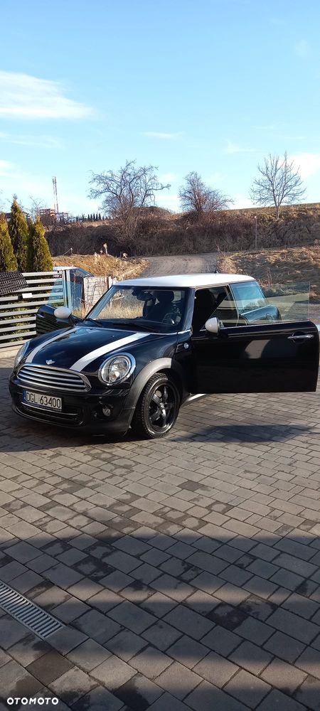 MINI Cooper Standard - 5