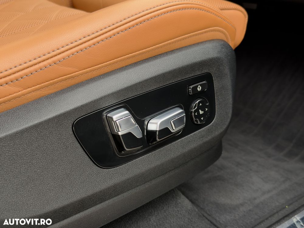 BMW X5 xDrive30d - 33