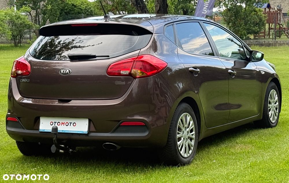Kia Ceed - 15