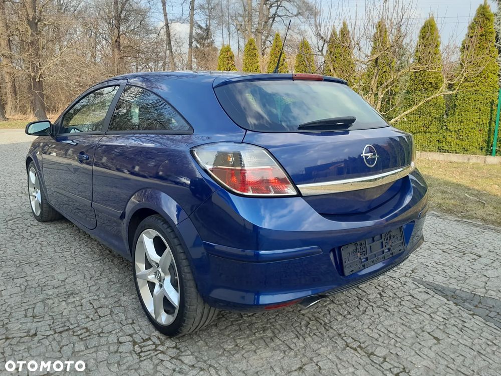 Opel Astra 2.0 Turbo Sport - 8