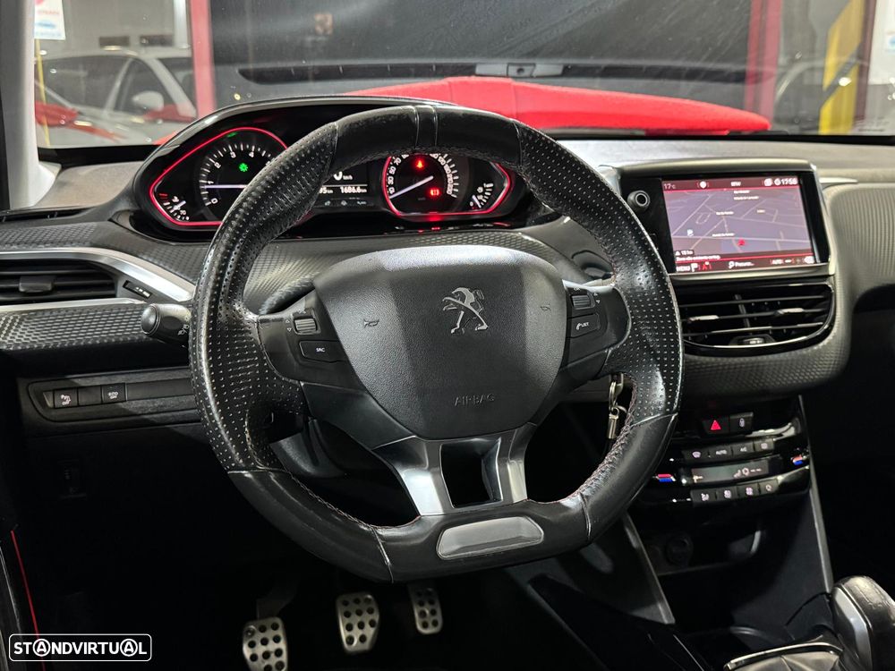 Peugeot 2008 1.2 PureTech GT Line - 5